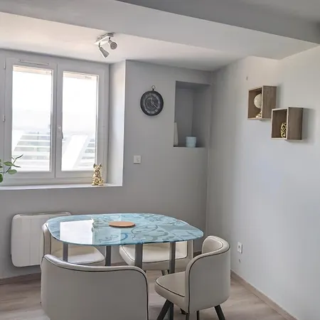 Maison Village Renovee Tout Equipee Saix  Exterior photo