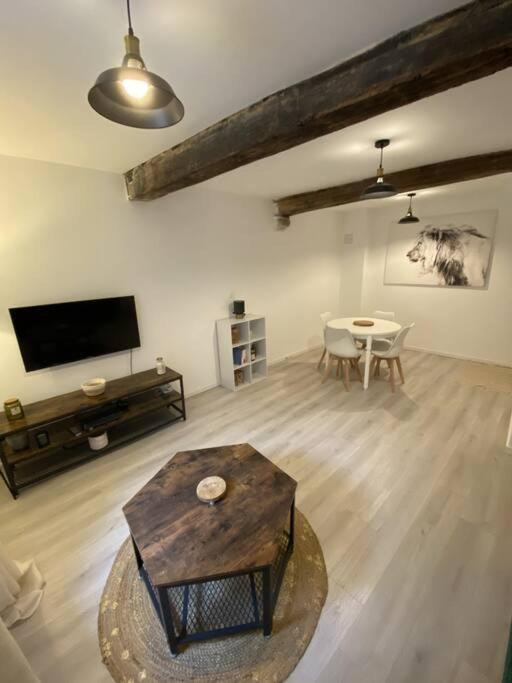 Appartement Maison Village Renovee Equipee *